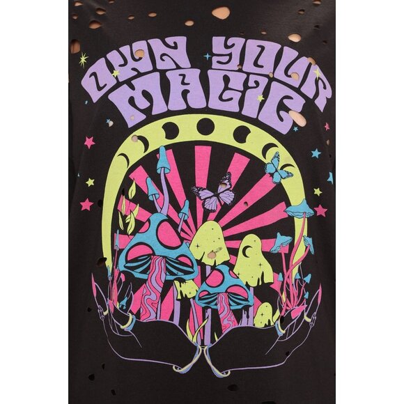 Fashion Nova ✦ Own Your Magic Distressed Tee ✦ Black Graphic Moon Phases Top - Picture 2 of 3